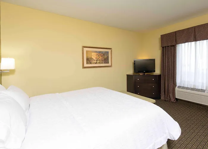 Hotel Hampton & Danville