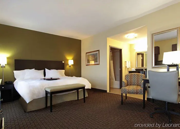 Hotel Hampton & 3*